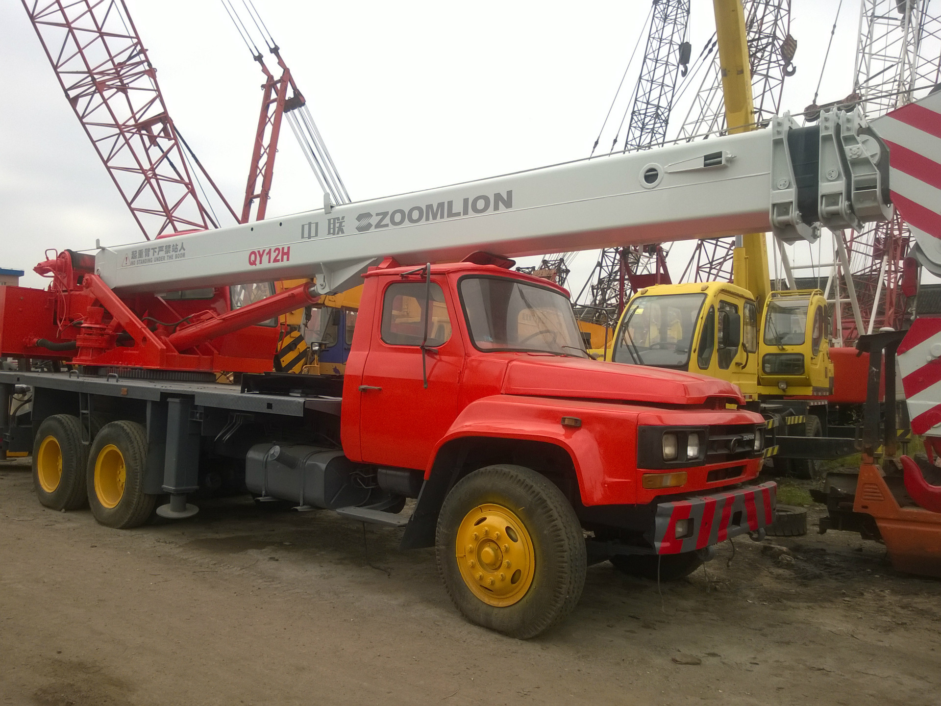 急售二手20吨吊车，性能优越，价格实惠